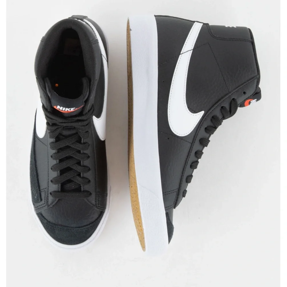 Boys Nike Blazer Mid ‘77 - Picture 4 of 7